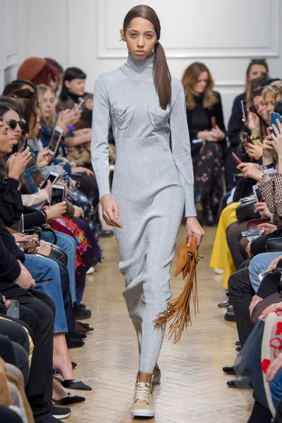 Look 26